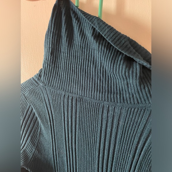 Teal Sweater - Picture 3 of 4